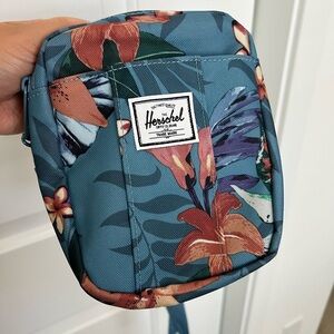 Herschel cross body bag